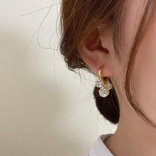 Double-sided Earrings with Diamonds and Pearls