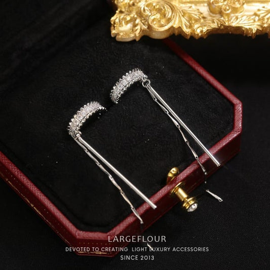 Cube molecular tassel long ear clip(1 PAIR)