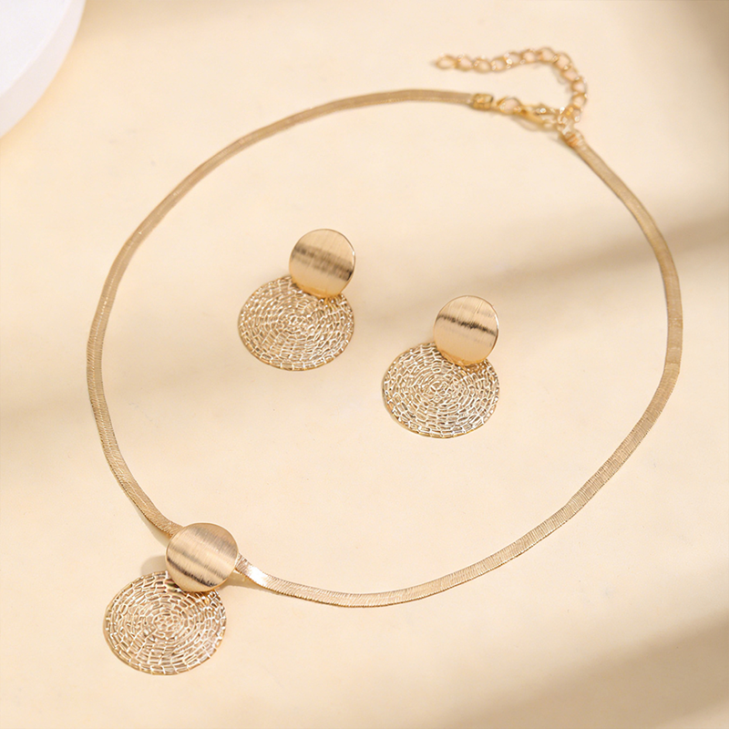 💫 LIMITED-TIME 60% OFF! ✨ Modern Geometric Jewelry Set – Gold-Plated, Lightweight, Chic 🔶
