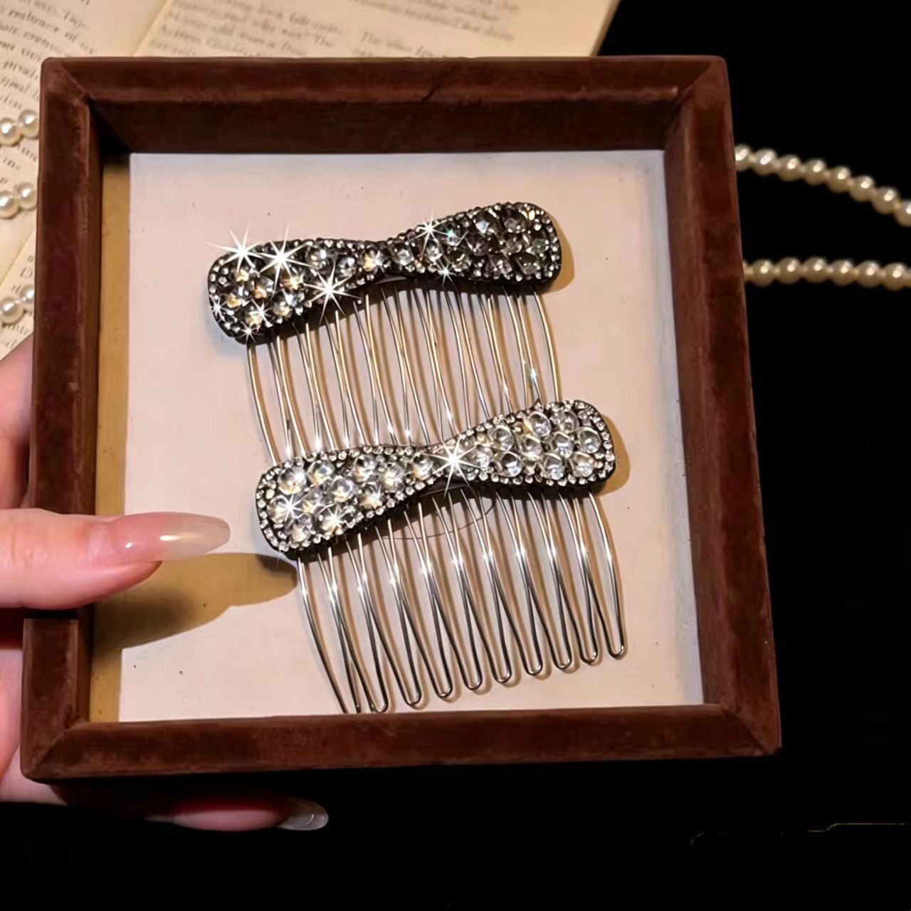 2PCS Rhinestone Bow Hair Comb🎀Elegant Sparkly Hair Accessories