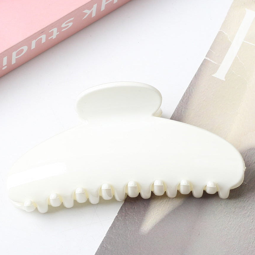 🎀Sophisticated glossy semi-circular hair clip