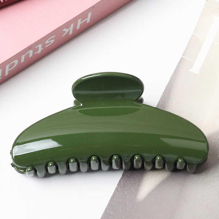 🎀Sophisticated glossy semi-circular hair clip