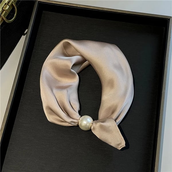 🔥HOT SALE🔥🧣 Effortless Glamour: Pop-On Pearl Necklace Scarf ✨