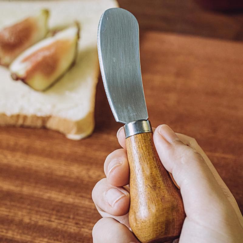 Cute Standing Butter Knife Set